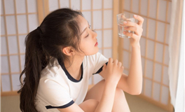 才华横溢却低调内敛的生肖女