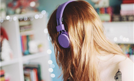 有钱人最喜欢的三种星座女，懂事儒雅脾气好