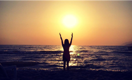 Ezoey徐佩玲每日星座运势2025年2月20日