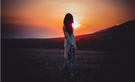 首次水逆冲击！揭秘白羊与双鱼间的星象变幻，探索12星座生活挑战与破局策略！