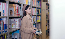 星座女神巨蟹座2025年8月运势