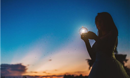 7月底烂桃花纠缠的星座，注意避让烂桃花！