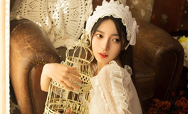 探索前世：阿卡西记录揭示你的辉煌时刻