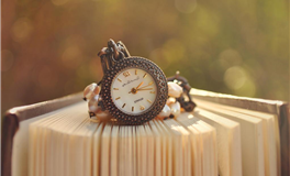 陪女朋友逛街时，12星座男会是什么状态？