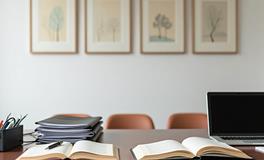 优化办公桌风水，助力事业发展