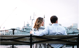 浪漫启程：揭秘四大星座如何轻松聊出桃花