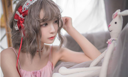 天蝎座高冷的外表、不苟言笑的神情